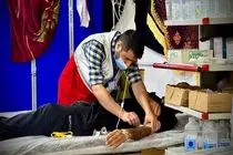درمانگاه‌های هلال‌احمر در طریق الحسین به زائران خدمات امدادی ارائه می‌دهند