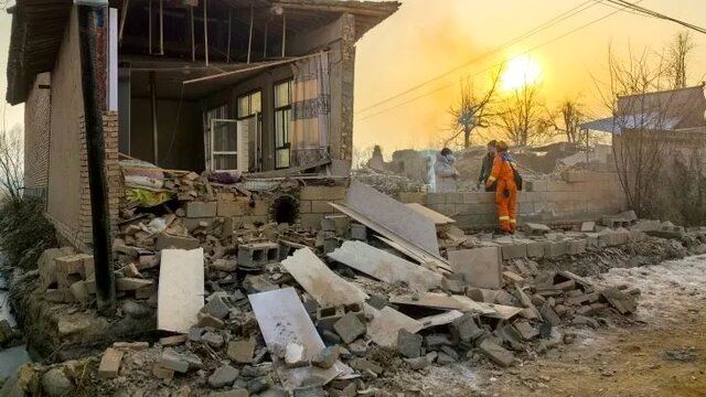 زلزله ۶.۲ ریشتری در شمال غرب چین بیش از ۱۰۰ نفر کشته بر جای گذاشت