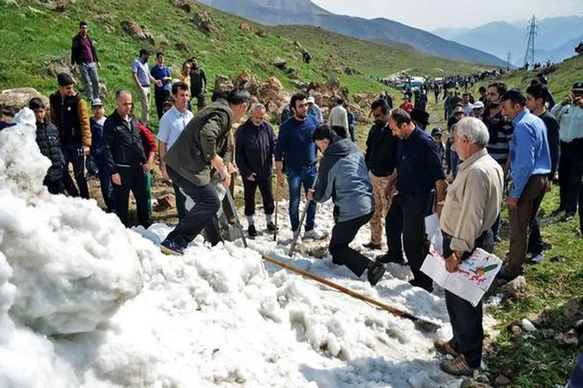 آیین سنتی - مذهبی ورف چال برگزار می شود