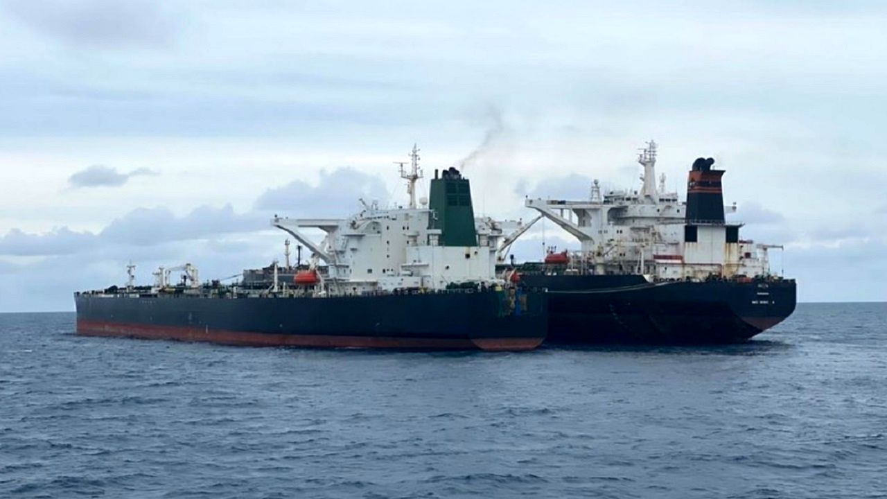 گارد ساحلی اندونزی یک نفتکش ایرانی را توقیف کرد