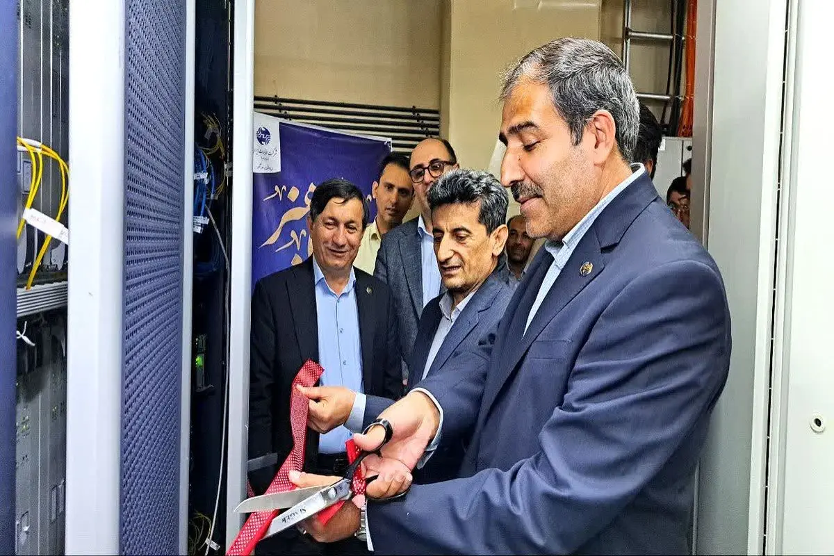 افتتاح پروژههای بزرگ ارتباطی در چهارمحال و بختیاری
