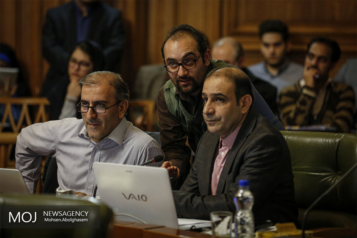 اصلاحیه لایحه بودجه سال 96 قانونی کردن هزینه های فاقد سند شهرداری تهران است