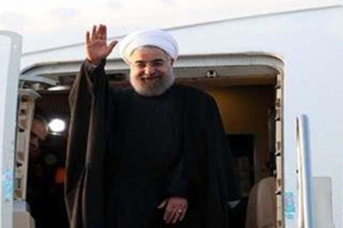 رئیس جمهوری قم را به مقصد تهران ترک کرد