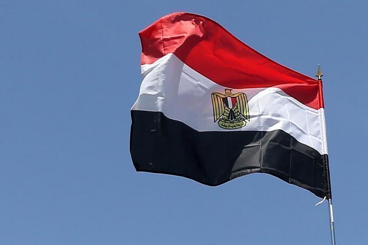 رئیس دستگاه اطلاعاتی مصر با خلیفه حفتر دیدار کرد
