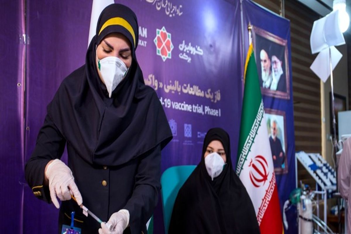 تزریق دومین دوز از واکسن ایرانی کرونا به سه داوطلب اولیه