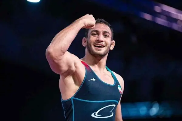 آذرپیرا با توقف تاج‌الدینوف به فینال جهان صعود کرد