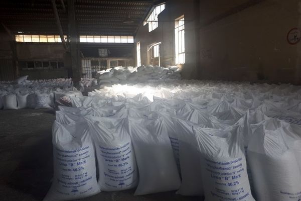 احتکار ۳۵ میلیارد ریالی کود و سموم کشاورزی در ساری کشف شد