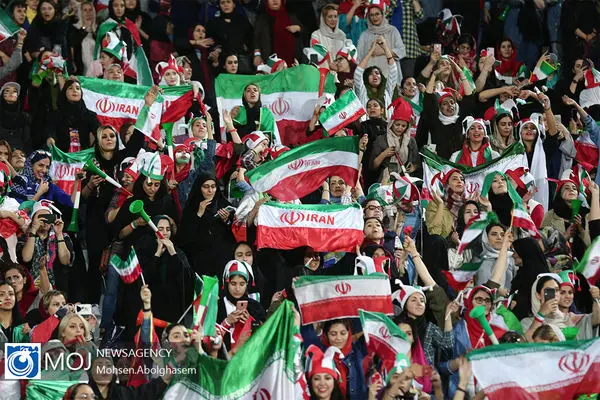 مجوز رسمی حضور بانوان در ورزشگاه تختی آبادان صادر شد