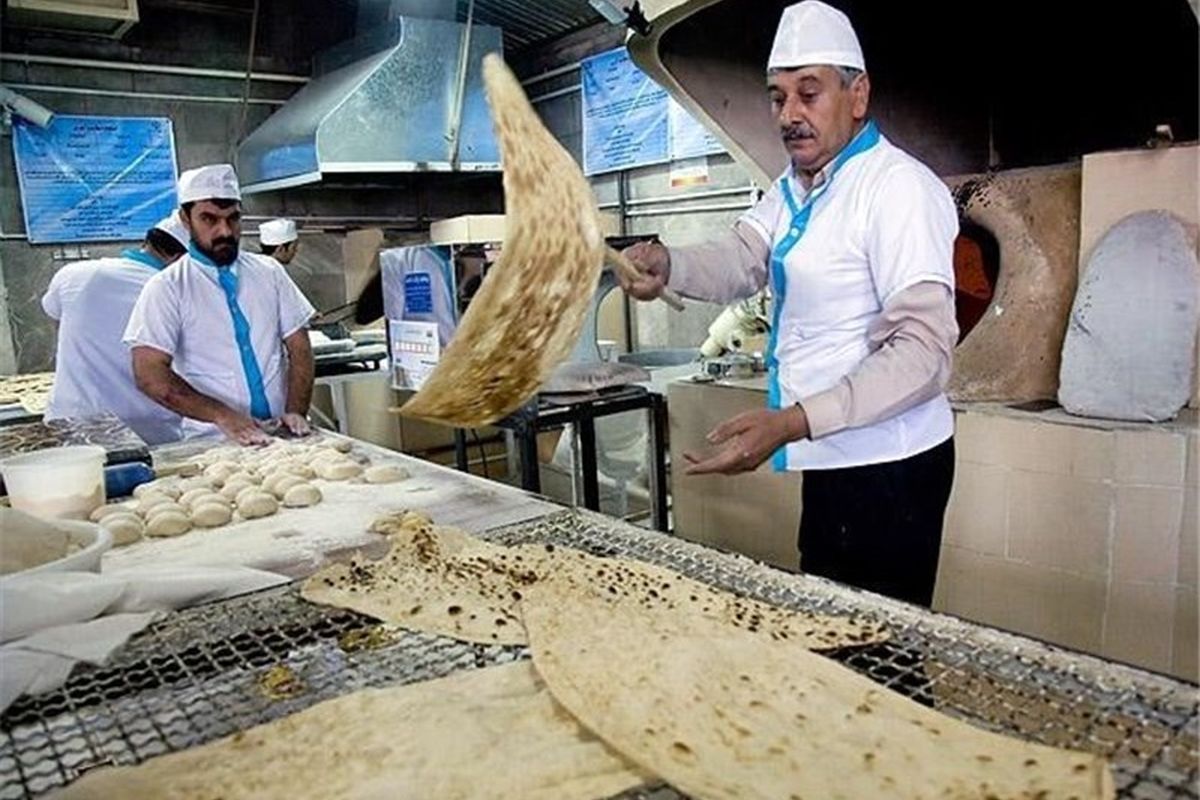 کارخانجات و نانوایان انطباق نوع آرد مصرفی با نوع نان را رعایت کنند