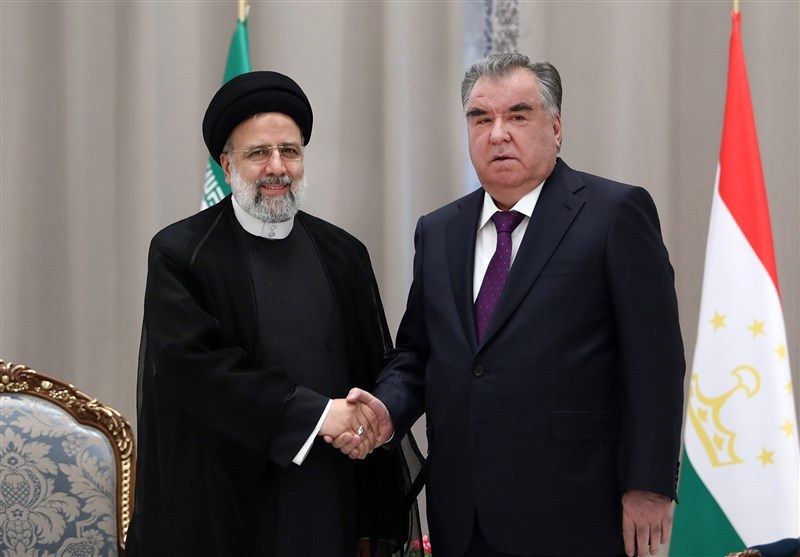 ایران وتاجیکستان در مسیر توسعه روابط دو جانبه حرکت می‌کنند