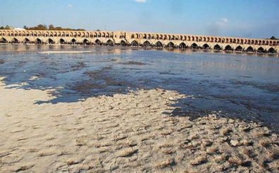 رودخانه زاینده‌رود با 52 کیلومتر لوله‌گذاری جاری می‌شود