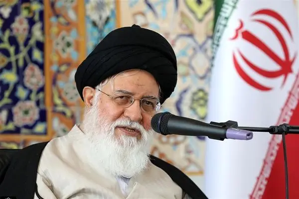 انقلاب اسلامی با تبلور ایده امام رضا(ع) پایدار مانده است