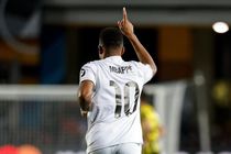 رئال مادرید با بردی حیاتی از سد آلاوس گذشت