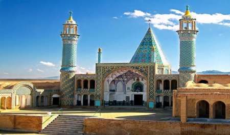 بازدید 20 هزار گردشگر از جاذبه های مذهبی در آران و بیدگل 