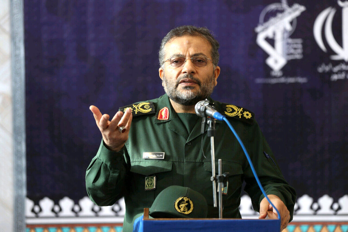 یکی از اهداف انقلاب، تشکیل حکومت اسلامی است