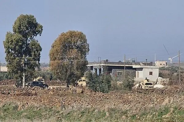 بازرسی مشکوک منازل روستای «المشیرفه» توسط نیروهای اسرائیلی