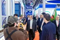 سفیر ایران در چین از غرفه کالاهای ایرانی در نمایشگاه واردات شانگهای بازدید کرد