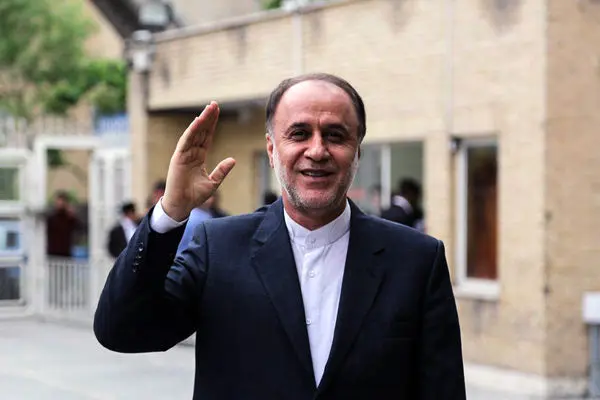 حفظ وحدت ملی وظیفه همه جریان‌های سیاسی است