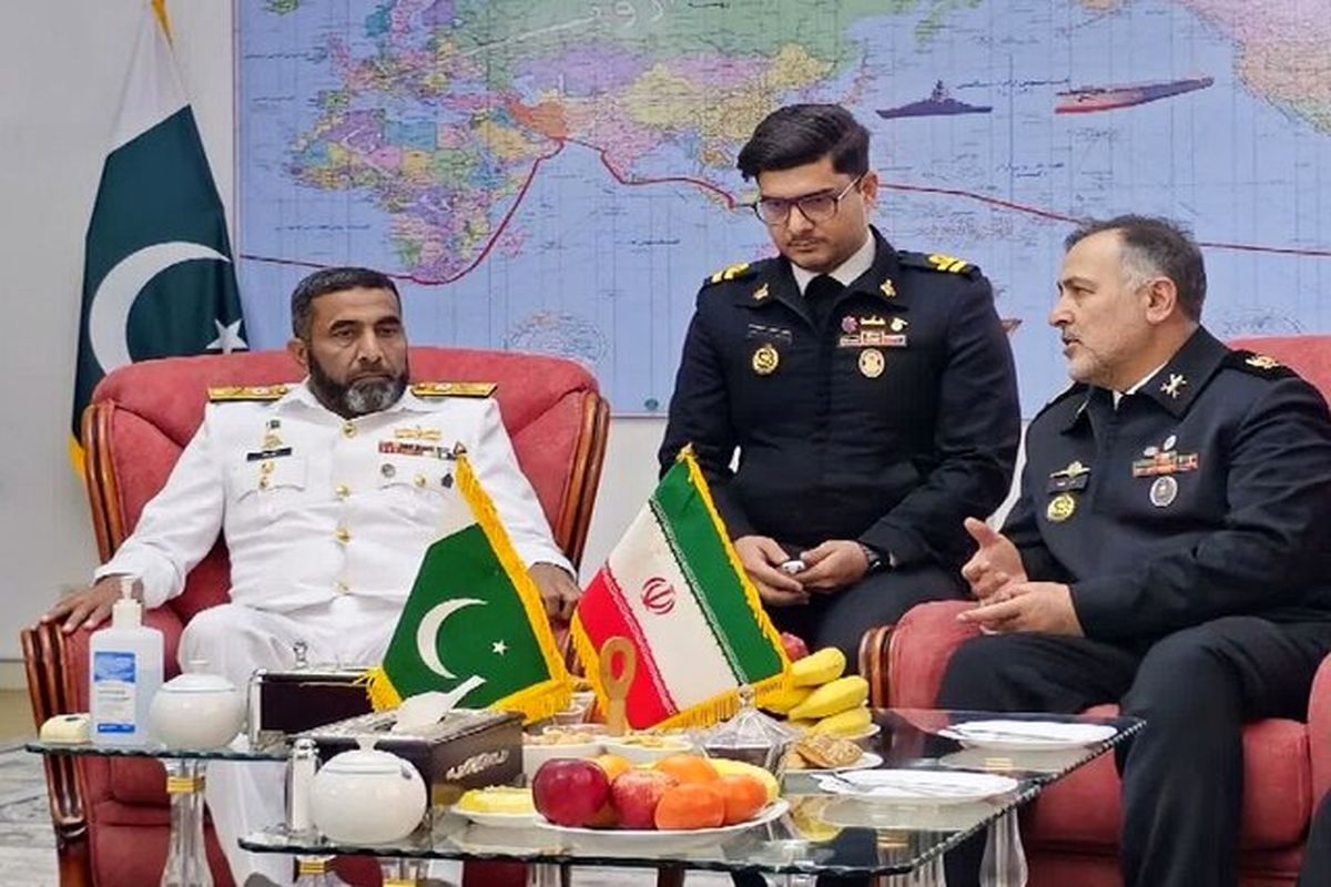 رایزنی مقامات دریایی ایران و پاکستان در مسیر توسعه روابط دو جانبه