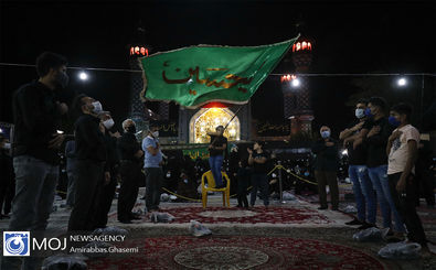عزاداری شب تاسوعای حسینی در امامزاده پنج تن لویزان