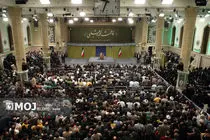 دیدار هزاران نفر از مداحان و شاعران اهل‌بیت(ع) با رهبر انقلاب اسلامی