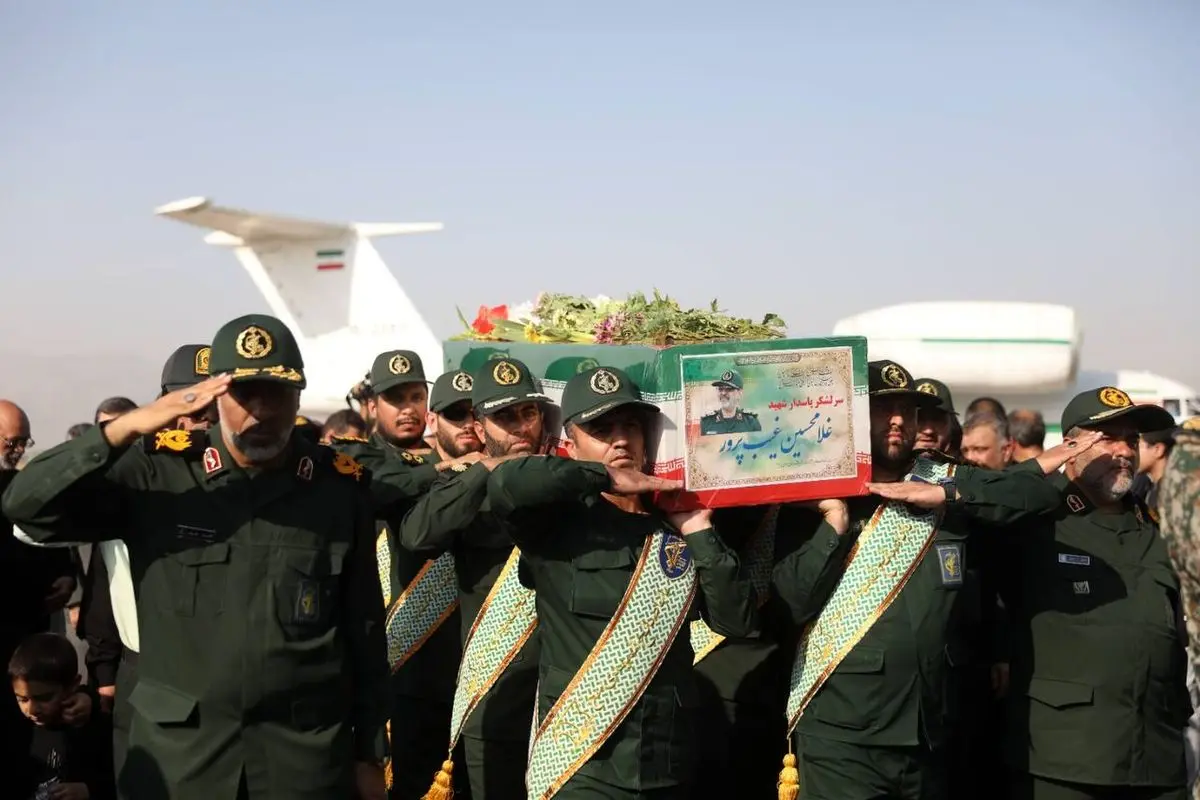 پیکر سردار شهید غلامحسین غیبپرور وارد شیراز شد
