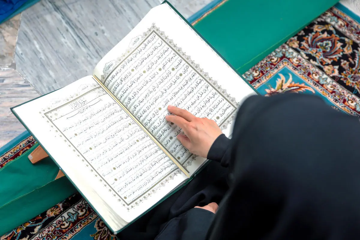 برگزاری محافل انس با قرآن در 50 امامزاده و بقعه متبرکه استان یزد