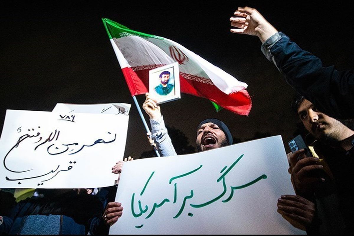 جشن بامدادی ایرانی‌ها از حمله موشکی سپاه به اسرائیل