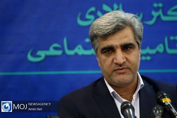 حق بیمه باید بر اساس مزد و مزایای کارگران پرداخت شود