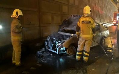 جزئیات آتش سوزی خودروی ۲۰۶ در اتوبان امام علی