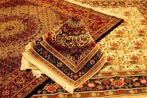 فرش دستباف ایران حرف اول در دنیا را می‌زند/ رقبای ایران تولیدات خود را با نام فرش‌ ایرانی در بازار عرضه می‌کنند