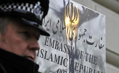 سفارت ایران در لندن توسط چند معترض مسدود شد