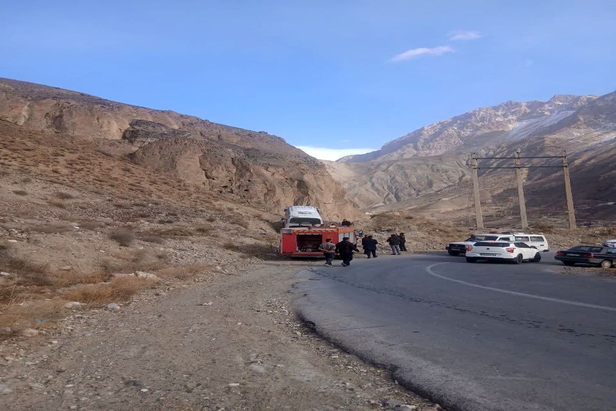 واژگونی اتوبوس