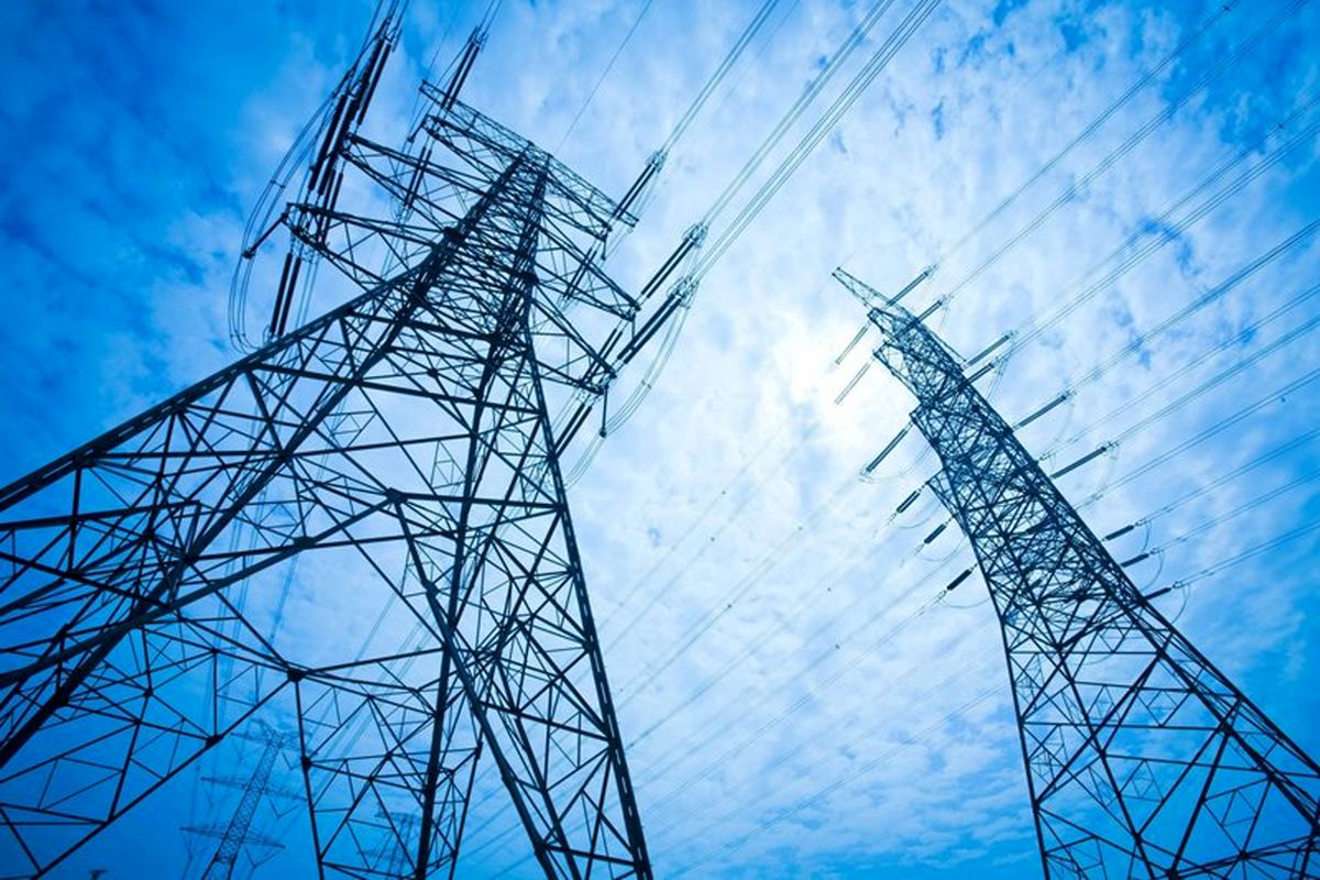 ۱۳ طرح انتقال برق توسط شرکت برق منطقه ای فارس به بهره برداری می رسد 