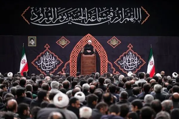 مراسم عزاداری شب هشتم محرم در حسینیه امام خمینی برگزار شد