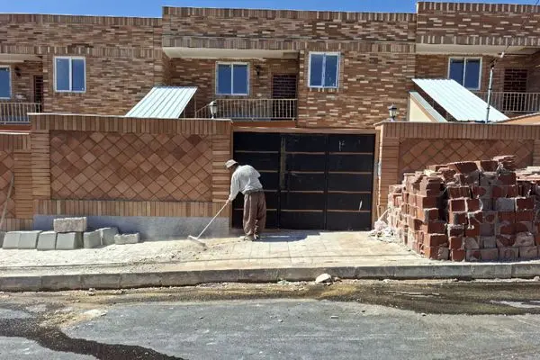 تحویل ۱۰ درصد از واحدهای مسکن محرومین خراسان رضوی 