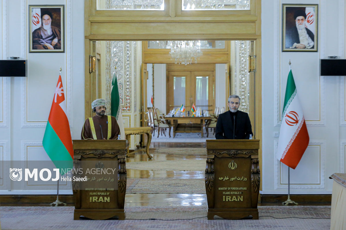 وزیر امور خارجه عمان با علی باقری کنی دیدار کرد