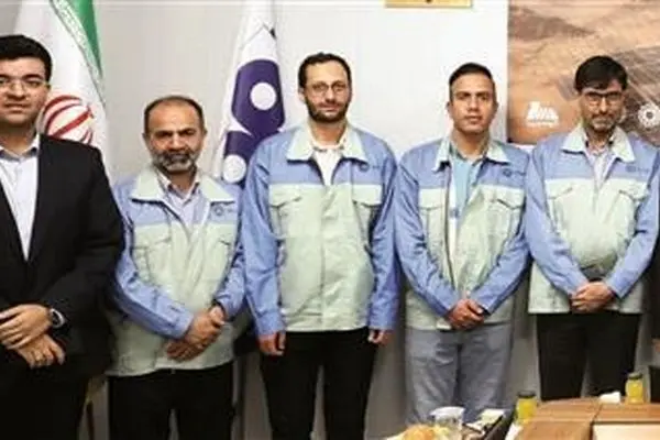 لزوم تسریع در پیشرفت فازهای بعدی نیروگاه ۶۰۰ مگاواتی خورشیدی گروه فولاد مبارکه