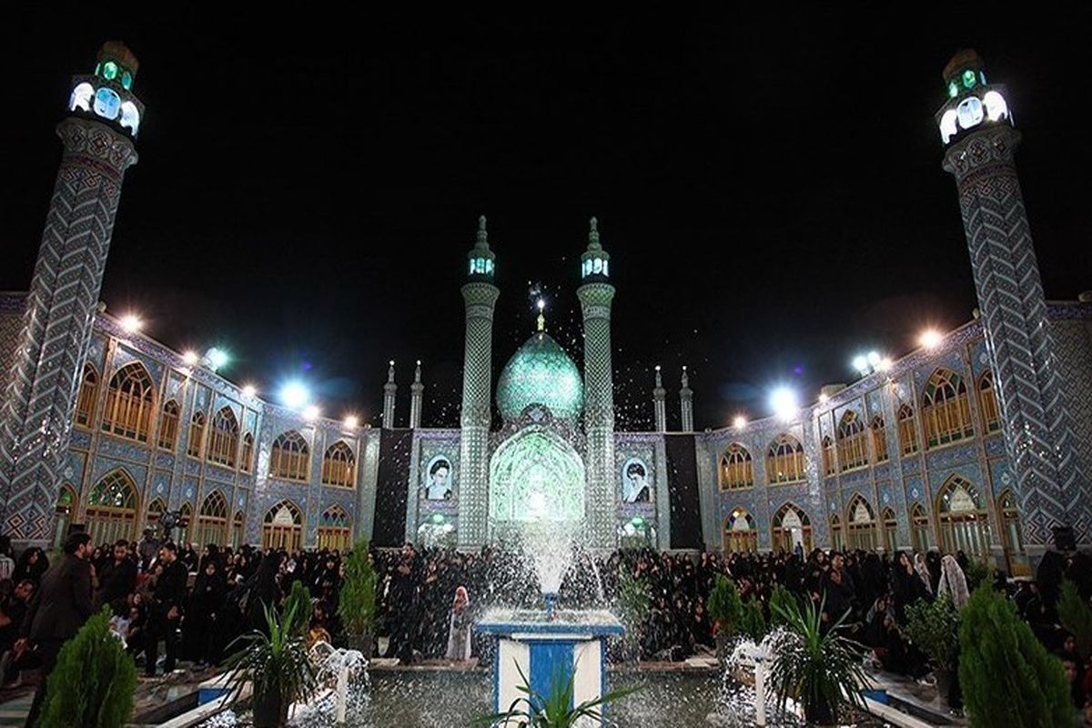 18 هزار گردشگر خارجی از امامزاده محمد هلال بن علی (ع) آران و بیدگل دیدن کردند