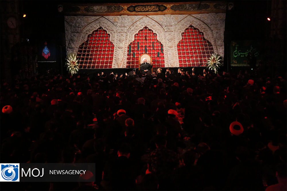 عزاداری شب تاسوعای حسینی در مسجد جمکران