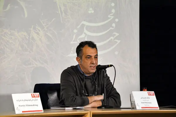 سینمای شاعرانه سینمایی تجربه‌گراست که به احساس و ریتم وابسته است