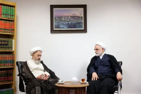 رئیس قوه قضائیه با آیت‌الله سبحانی در قم دیدار کرد