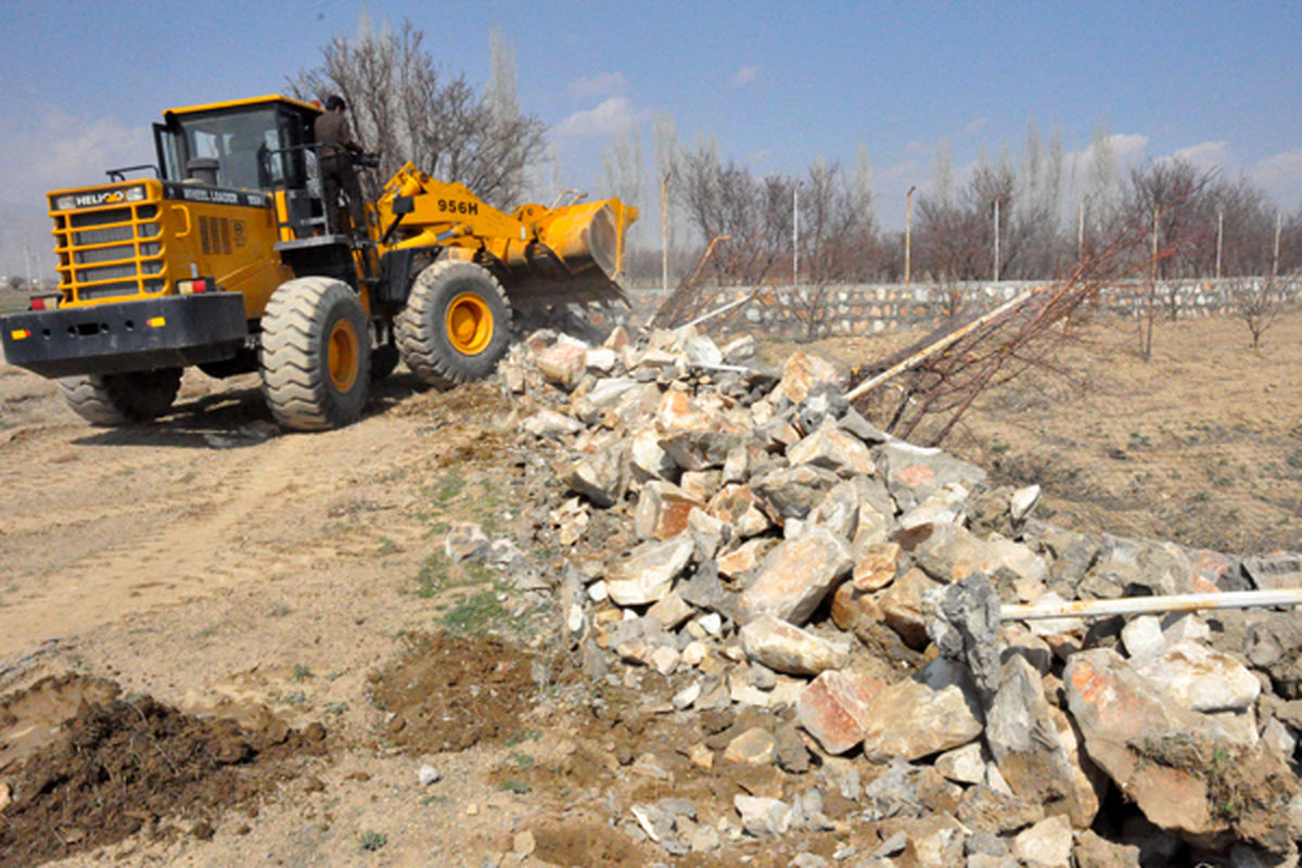 رفع تصرف ۵۰ هکتار از اراضی دولتی شهرستان کاشان