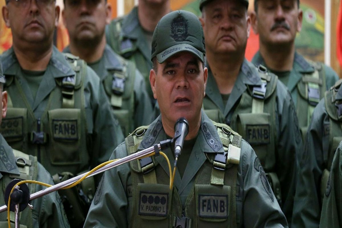 Venezuelan army on alert at country’s borders
