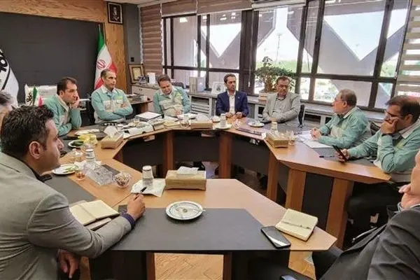 تعامل میان آتیه‌فولاد و فولاد مبارکه؛ زمینه‌ساز رشد متقابل و کاهش هزینه‌های عملیاتی