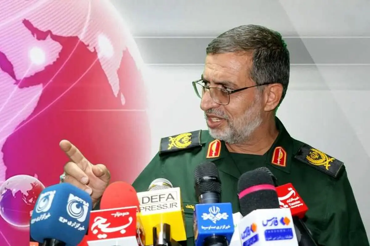 رسانهها نباید دانسته یا ندانسته در زمین دشمن بازی کنند
