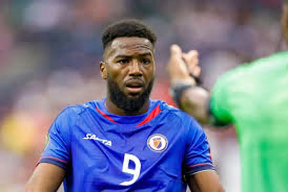 داکنز نازون