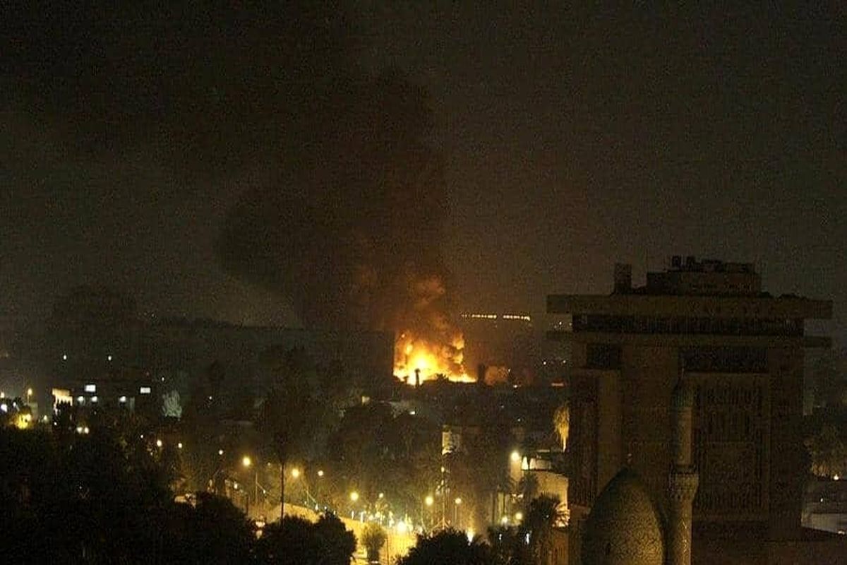 آتش زدن سفارت آمریکا بخشی از خشم مردم عراق به جنایت های ایالات متحده در منطقه است/ ضرورت خروج آمریکا از عراق