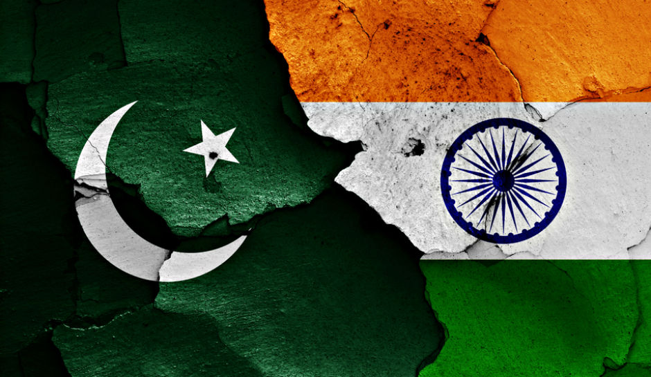 پاکستان سفیر خود را از هند فراخواند