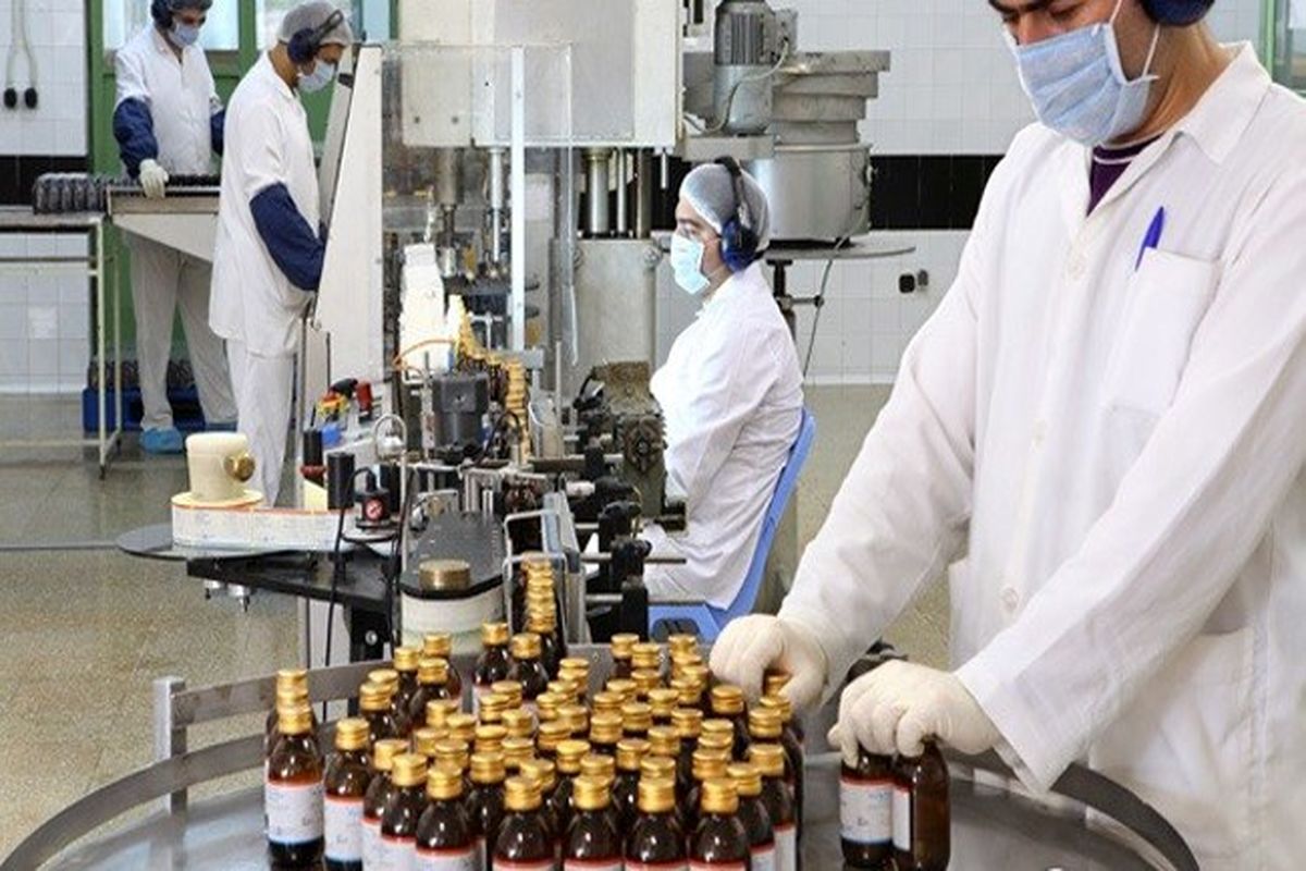 مشارکت بانک آینده در ساخت کارخانه تولید داروی سرطانی در استان البرز
